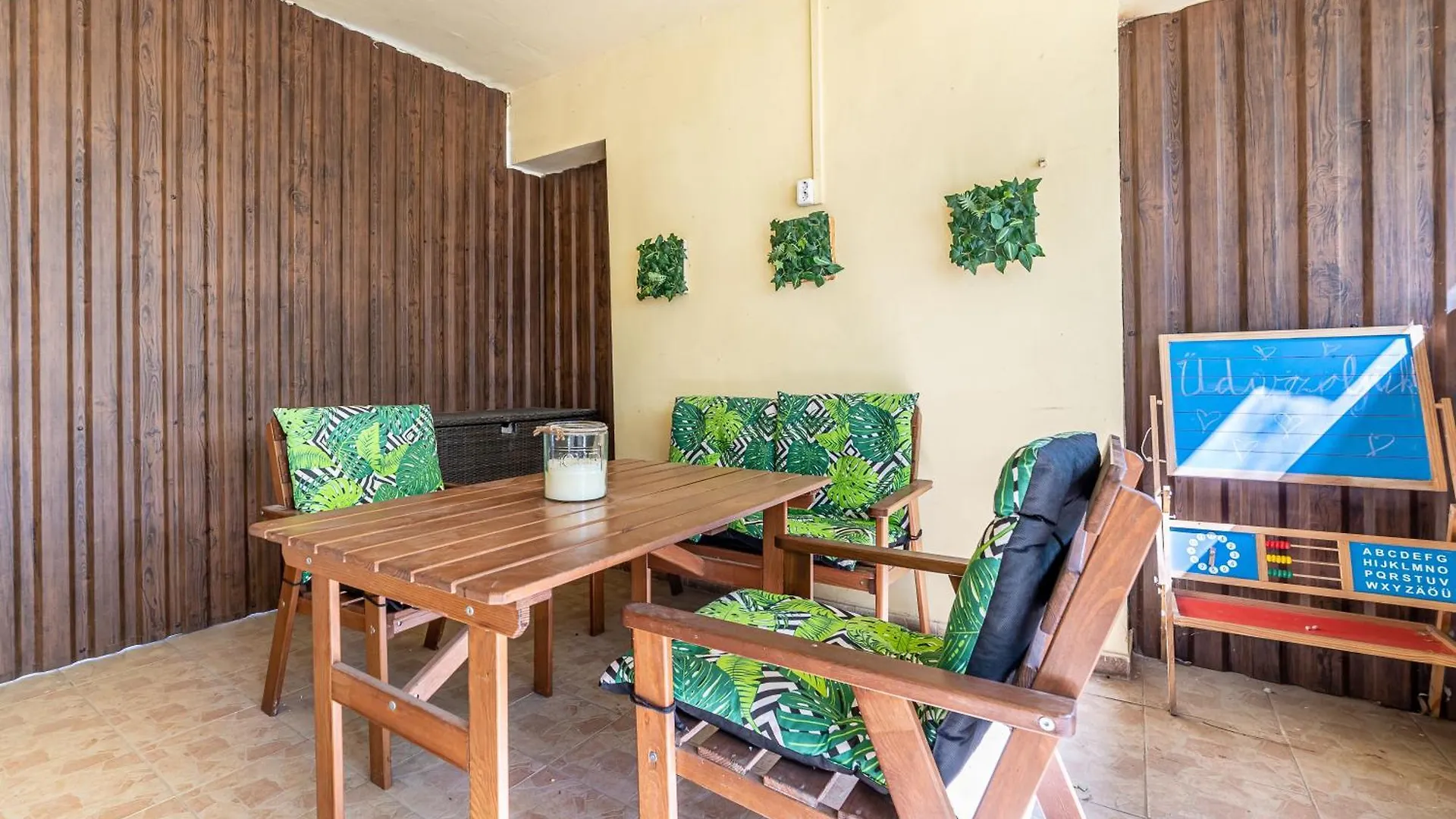 Holiday home Salix Guesthouse By Mital Szeged